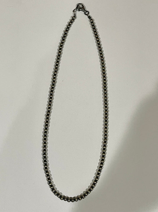 18” 4mm Pearls “Navajo Style”