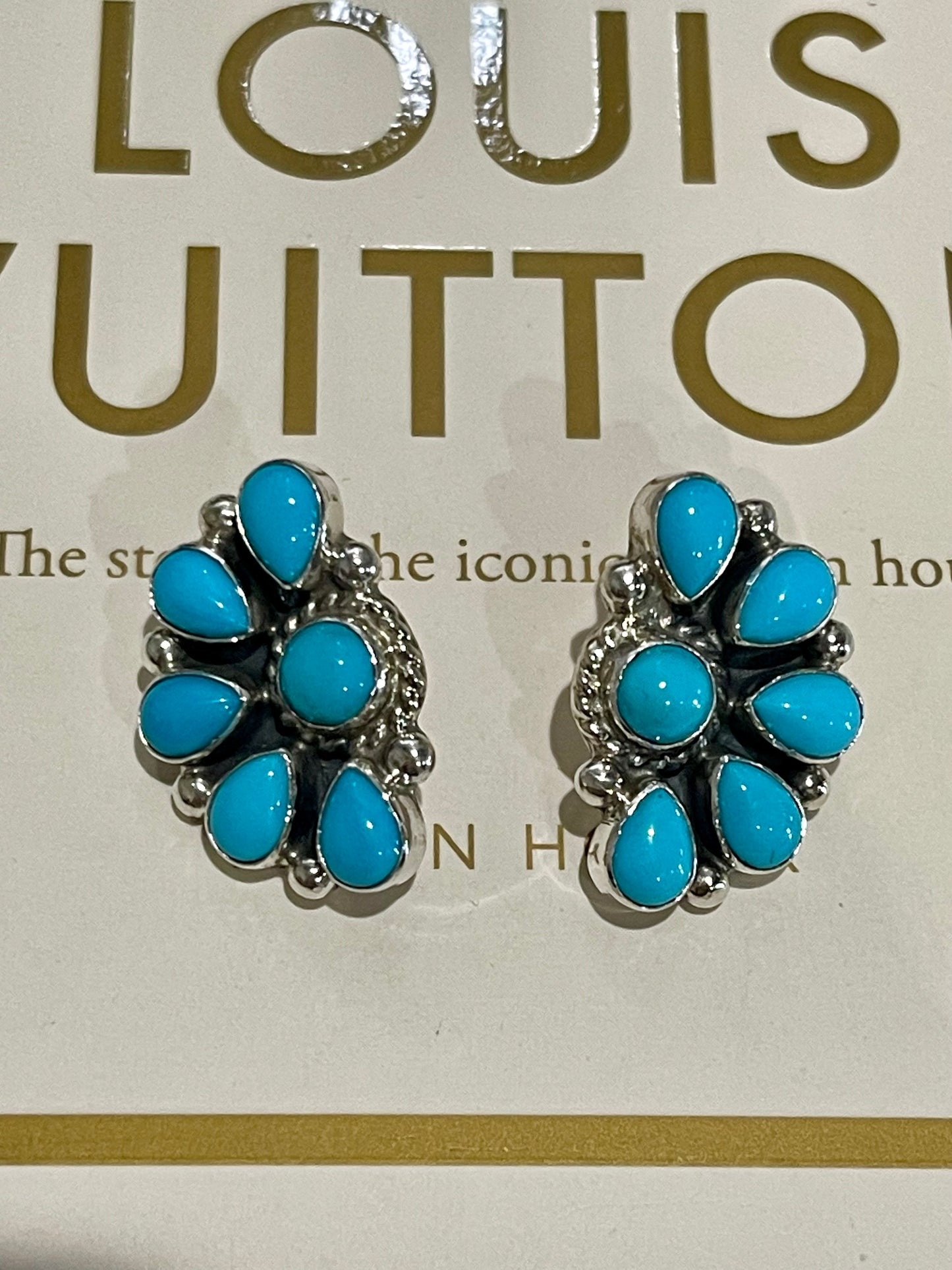 Super cute turquoise half cluster earrings