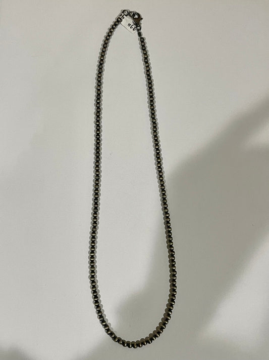 22” 4mm Pearls “Navajo Style”