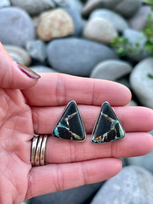 Blackjack triangle post earrings