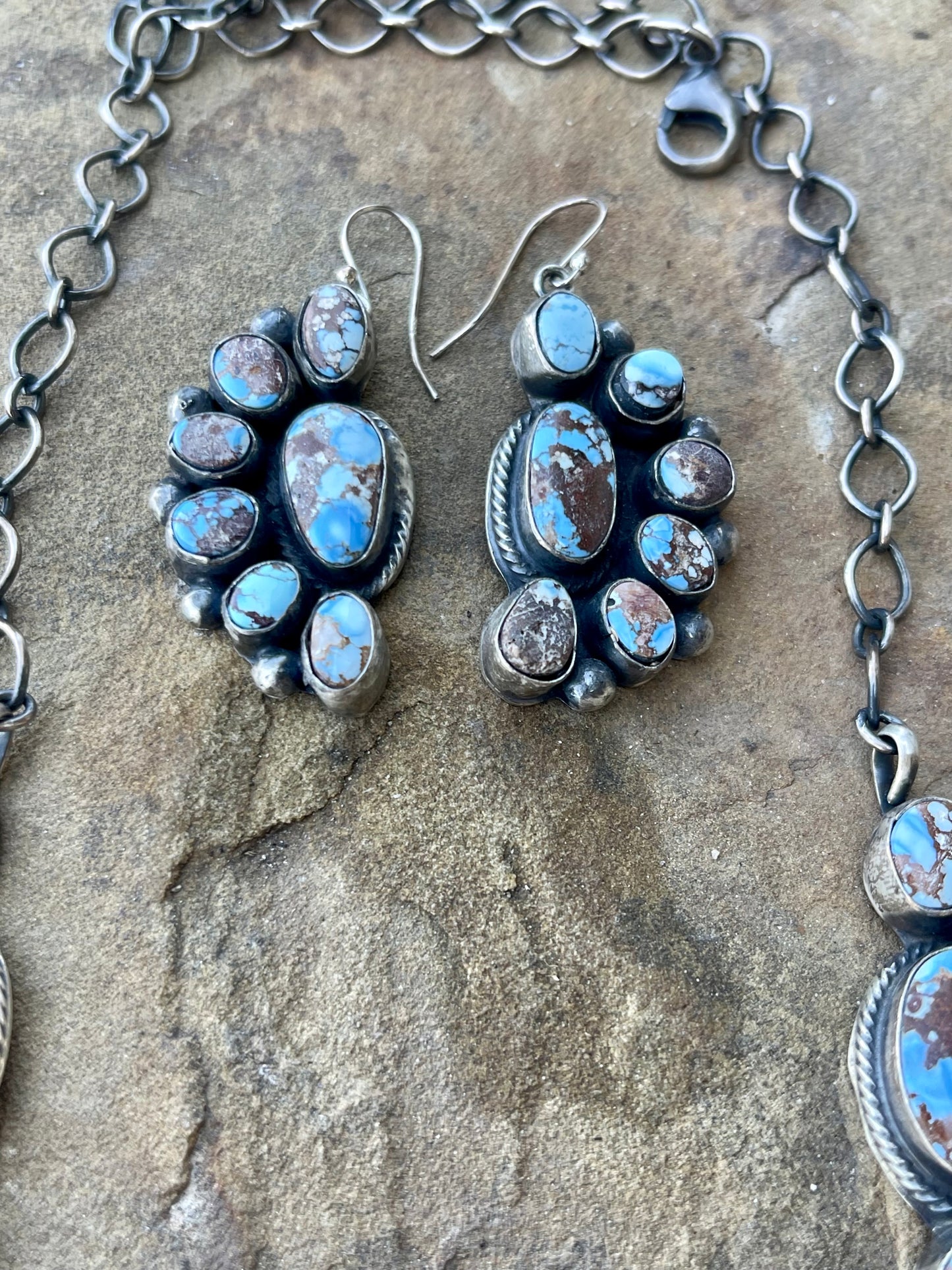 Golden Hills Cluster Lariat