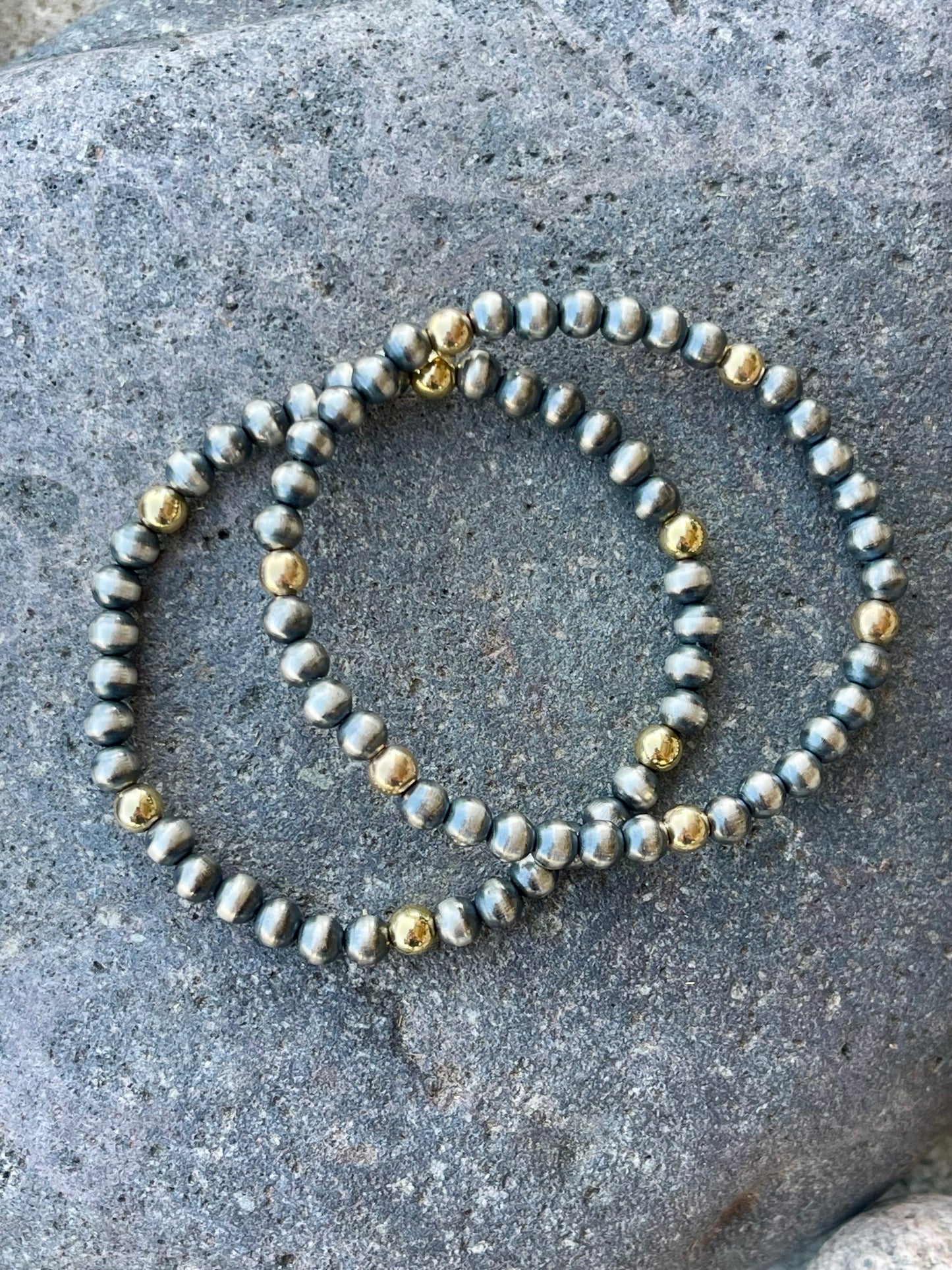 5mm Pearl & Gold Filled Stretch Bracelet