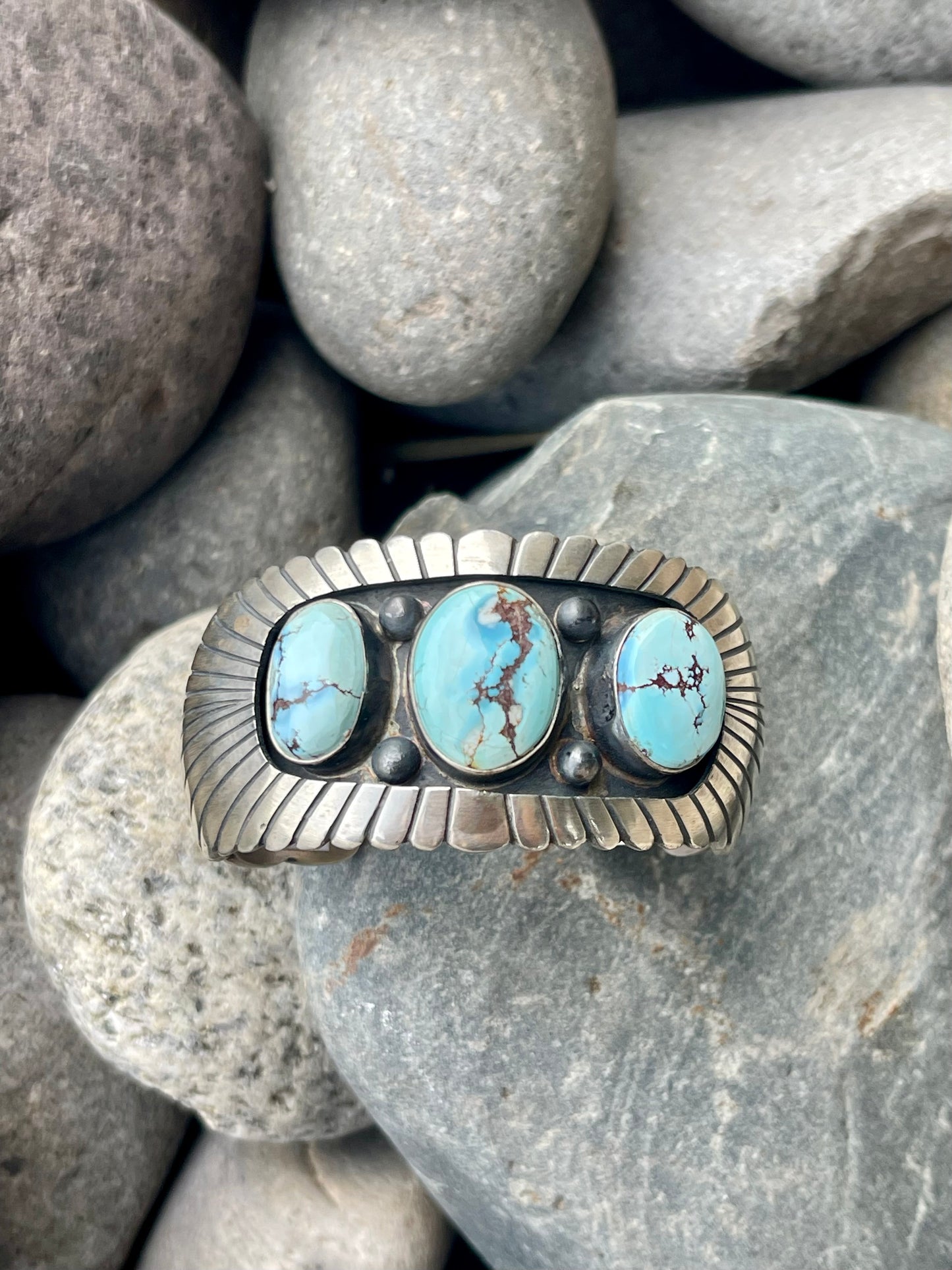 Gorgeous 3 Stone Heavty Golden Hills Super Cool Cuff