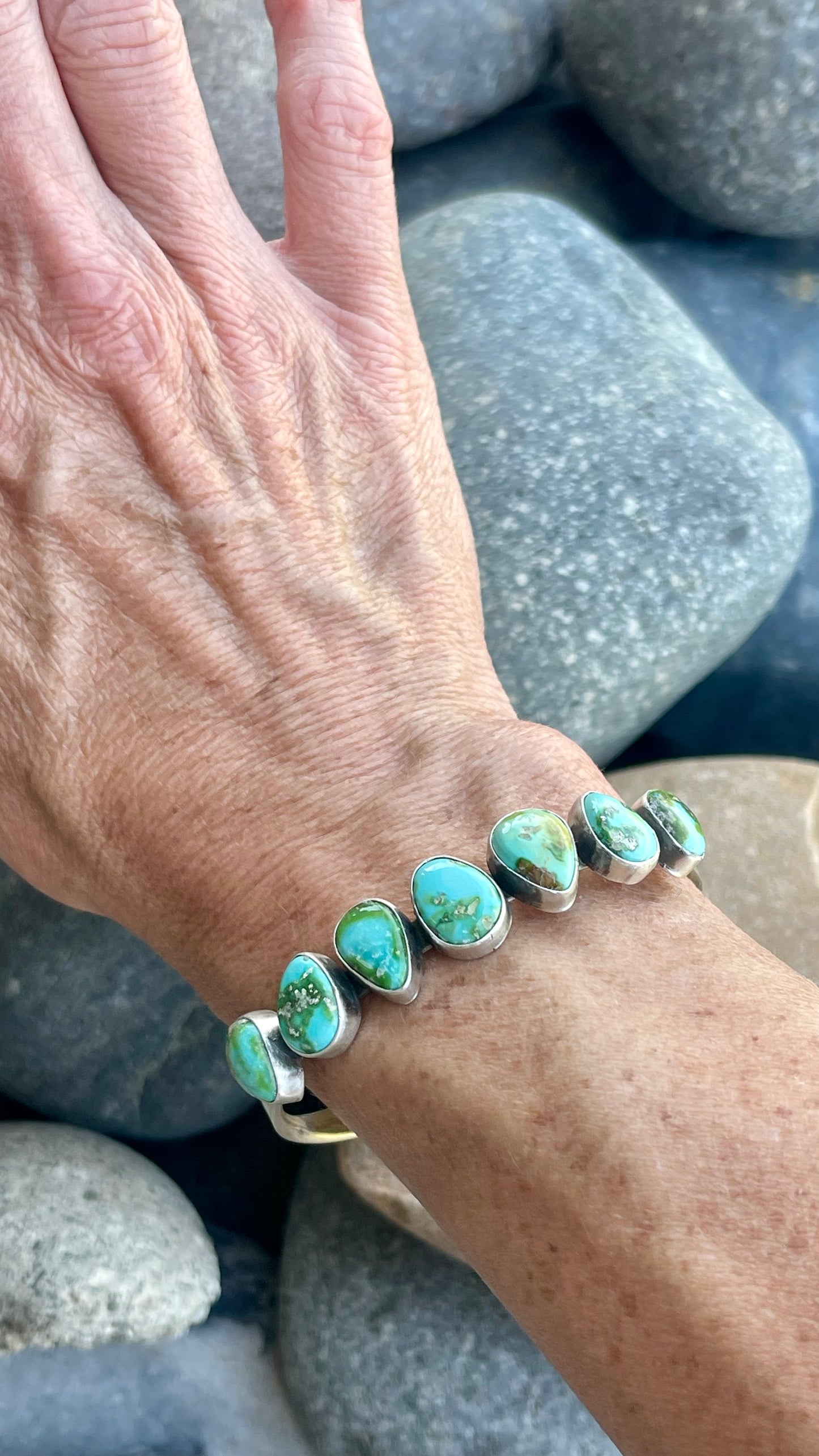 7 Stone Sonoran Gold Stacker Cuff
