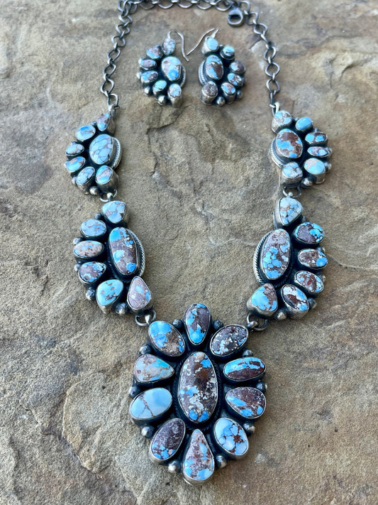 Golden Hills Cluster Lariat