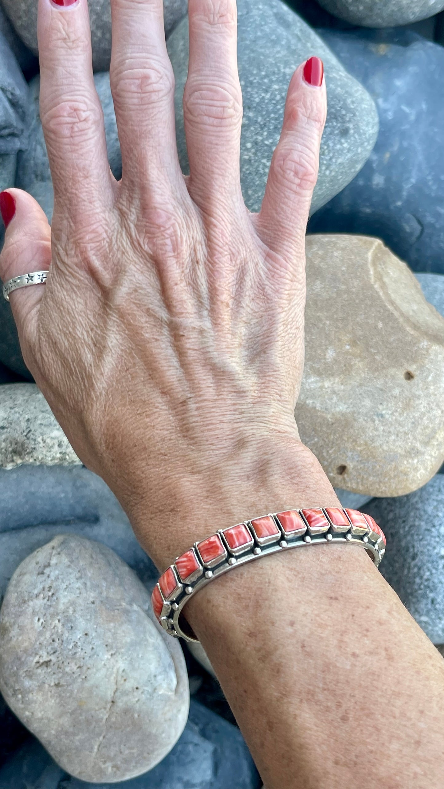 Red Spiny Square Federico Cuff