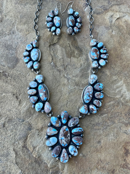 Golden Hills Cluster Lariat