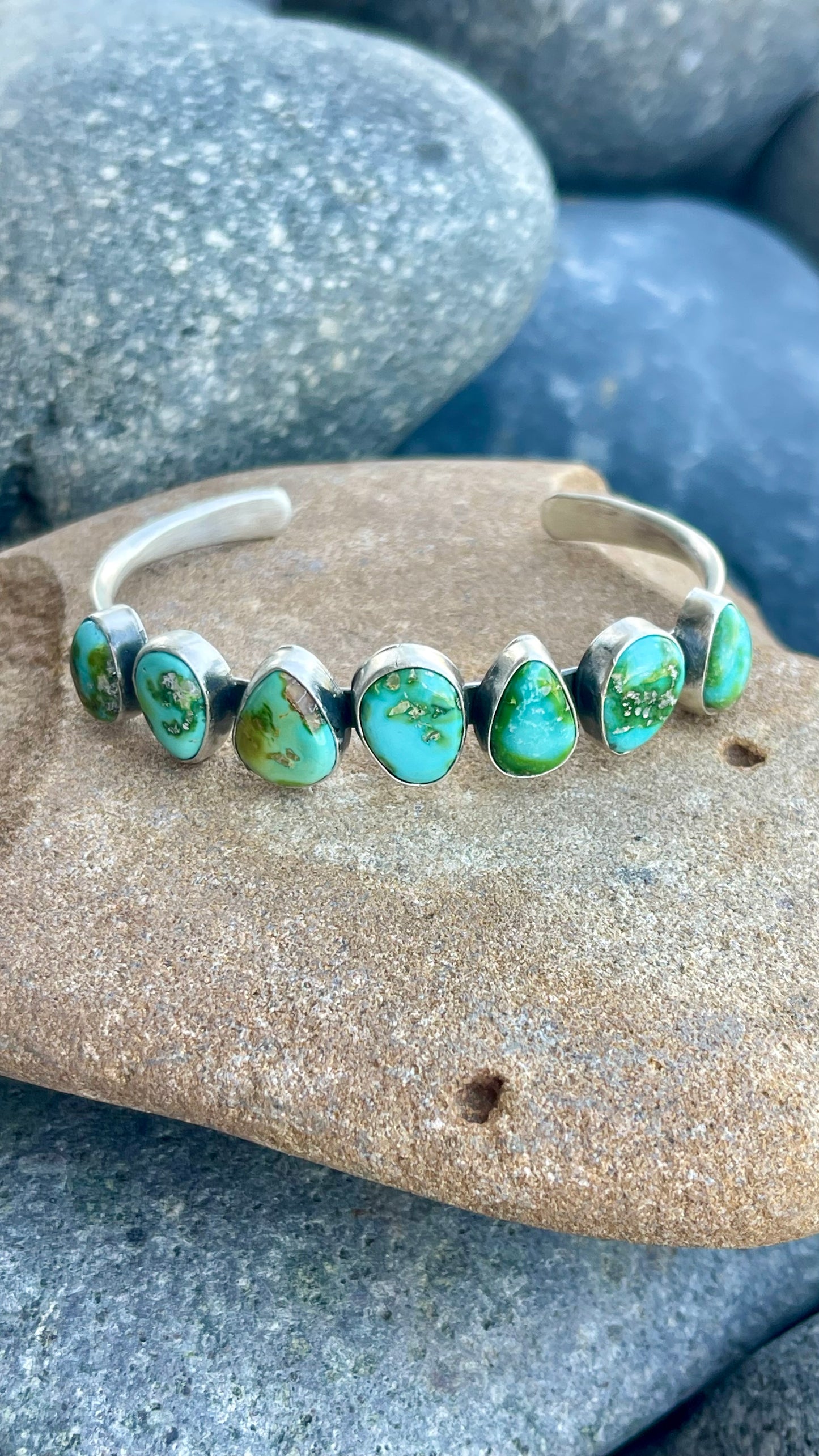 7 Stone Sonoran Gold Stacker Cuff