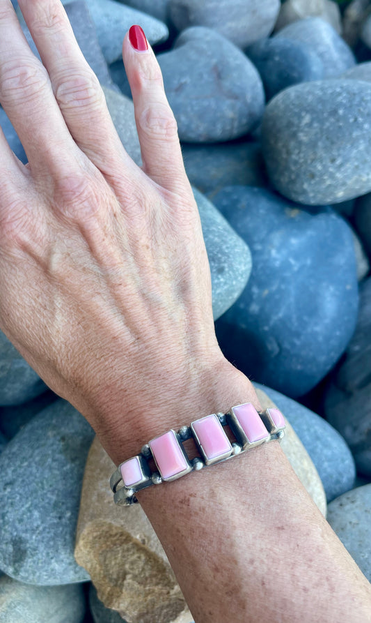 5 Stone Pink Conch Cuff