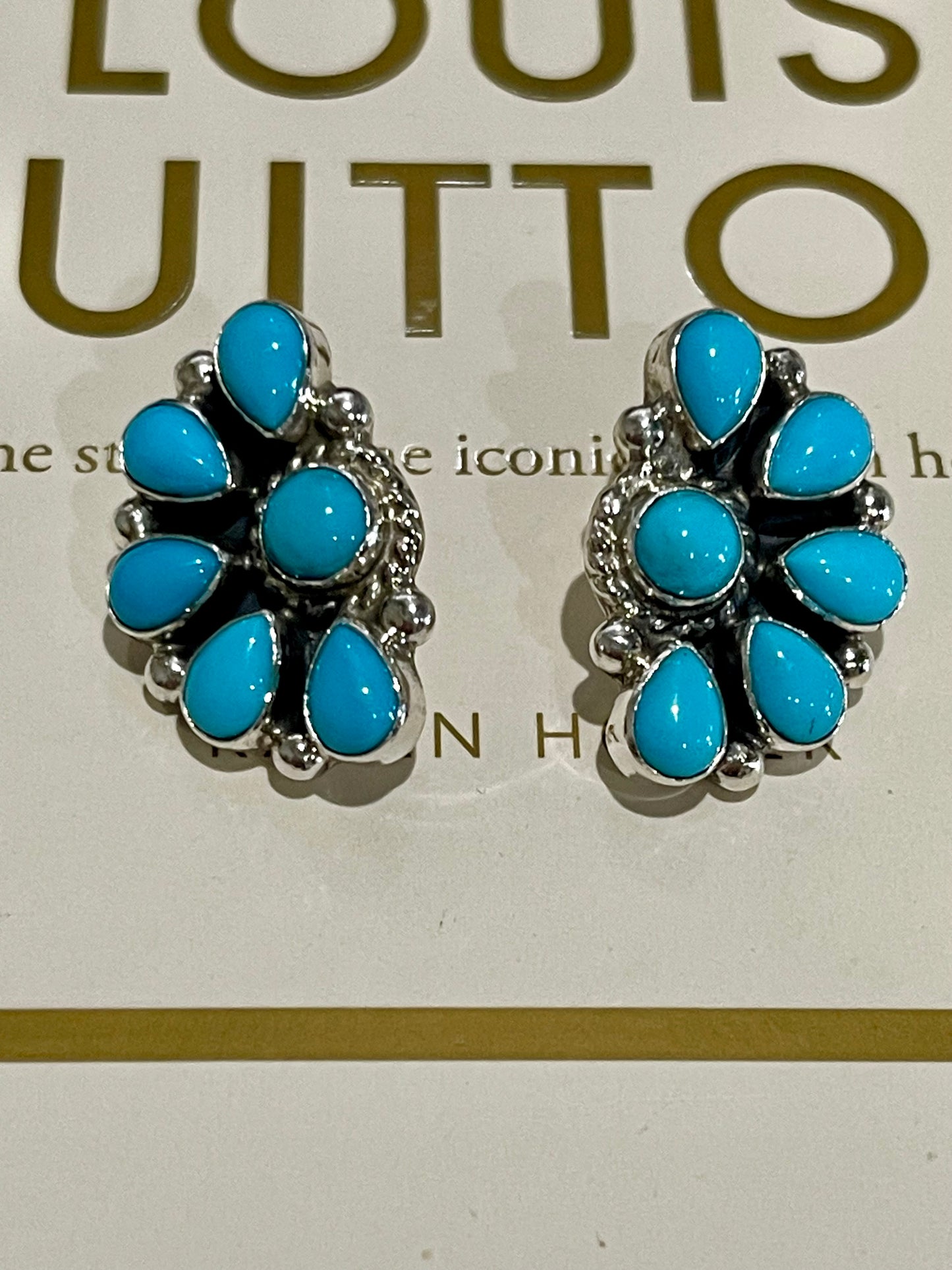 Super cute turquoise half cluster earrings
