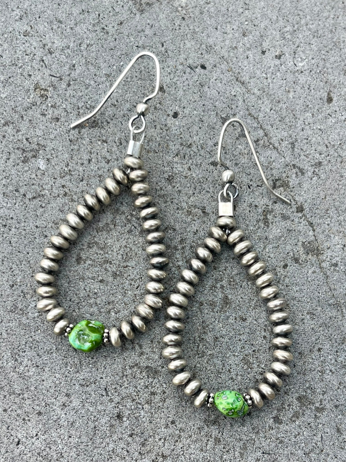 Saucer Pearl Sonoran Hoops