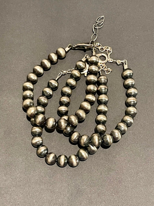 8mm Pearl Clasp Bracelet