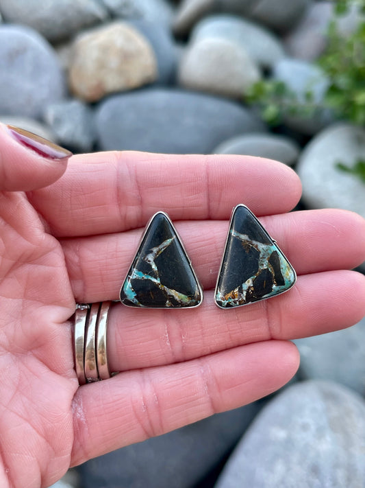 Blackjack triangle post earrings