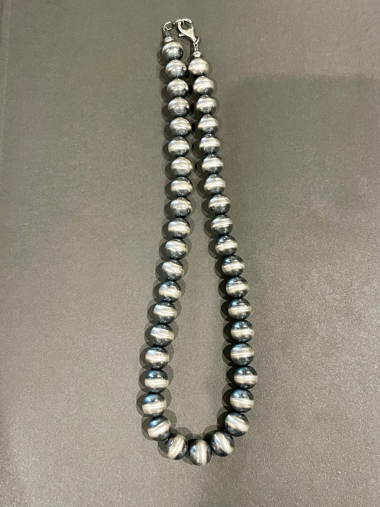 20” 12mm Pearls “Navajo Style”
